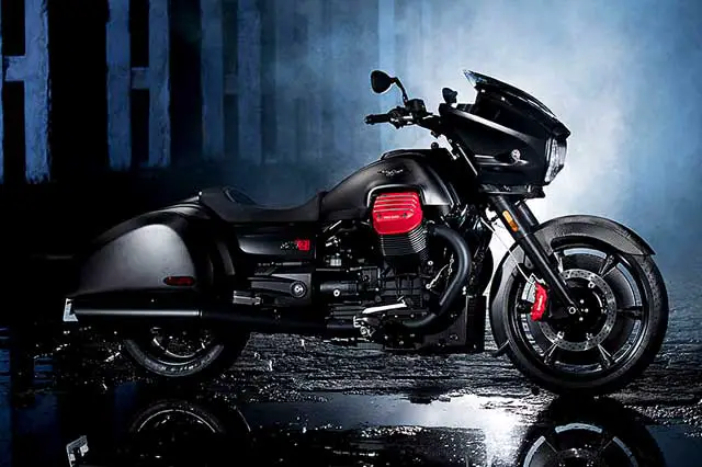 5 лучших круизных мотоциклов среднего размера: Moto Guzzi MGX-21