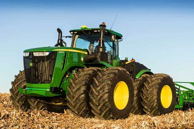 5 Biggest John Deere Tractors: John Deere 9470R Scraper Special