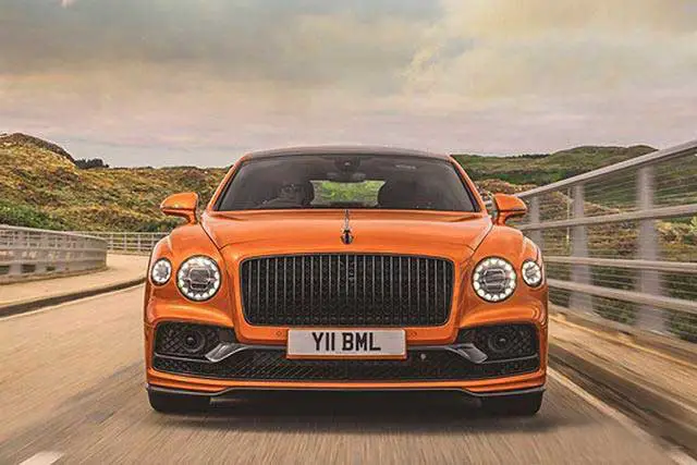 Bentley продала 15 174 новых автомобиля в 2022 году, что на 4% больше, чем в предыдущем году